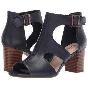Clarks Deva Heidi Heeled Sandal